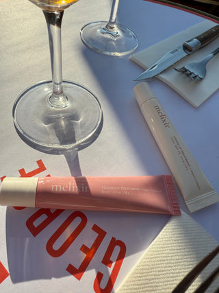 Melixer roze en clear op een tafel